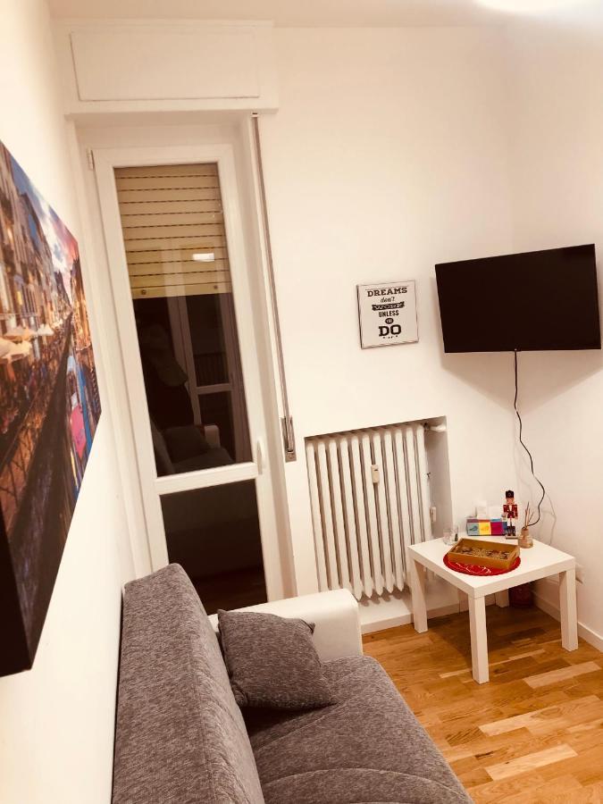 Vt Home - Appartamento Milano Zona Navigli 외부 사진